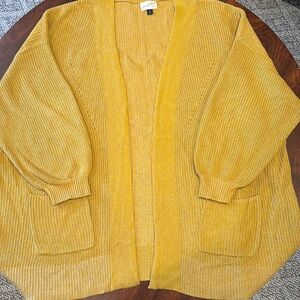 Yellow/straw knit cardigan